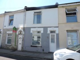 2 bedroom Terraced t...